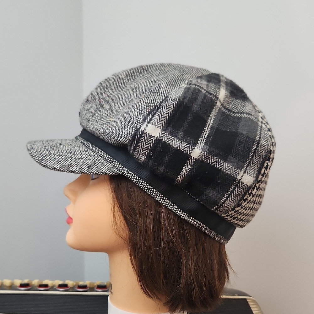 AMAZING JOE BOXER BLACK & WHITE TWEED & PLAID HAT CAP